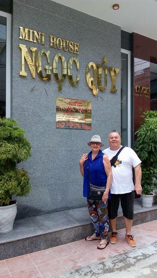 Ngoc Quy Mini House Hotel กวีเญิน ภายนอก รูปภาพ