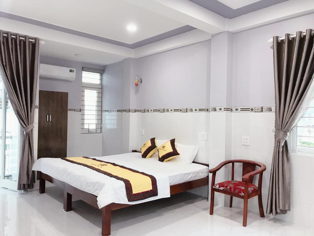 Ngoc Quy Mini House Hotel กวีเญิน ภายนอก รูปภาพ
